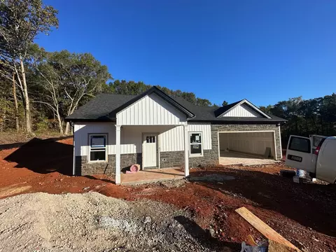 221 Cherokee Cir, Spartanburg, SC 29307