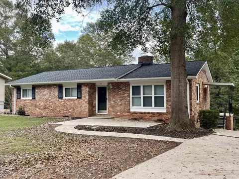 116 Waverly Ct, Spartanburg, SC 29306