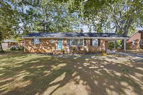 212 Chestnut Ave, Greer, SC 29651
