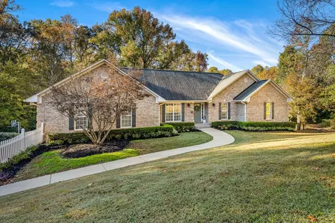 281 Byars St, Greer, SC 29651 photo 2