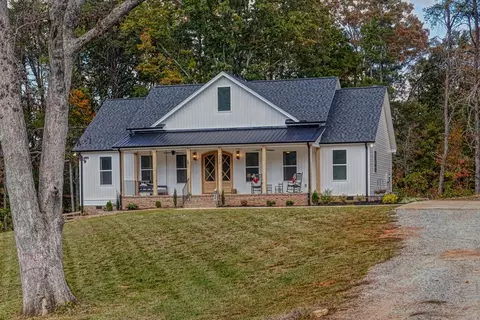 260 Ferree Rd, Campobello, SC 29322