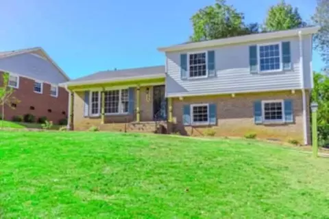 209 Fieldcrest Ln, Spartanburg, SC 29301