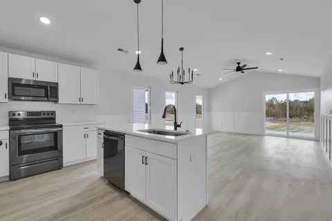 142 Lowe Rd, Chesnee, SC 29323 photo 6