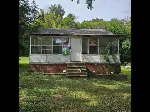 1 Wood St, Enoree, SC 29335