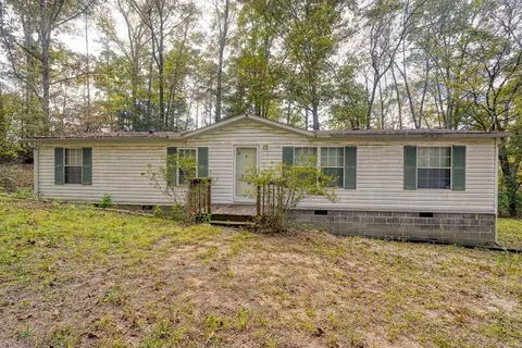 2210 Old Hills Bridge Rd, Enoree, SC 29335