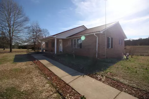 1381 Fairfield Rd, Chesnee, SC 29323