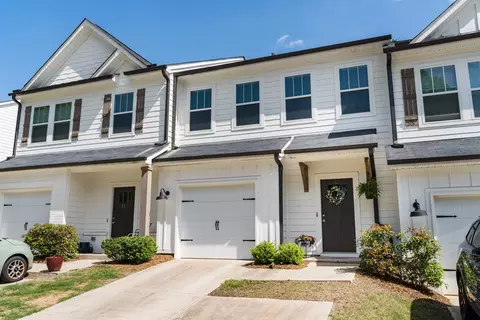 15 Grey Oak Trl, Greer, SC 29650