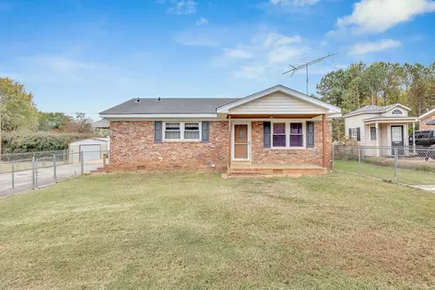 8121 Daniel Ct, Spartanburg, SC 29303