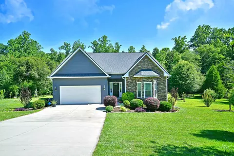 114 Bellview Dr, Taylors, SC 29687