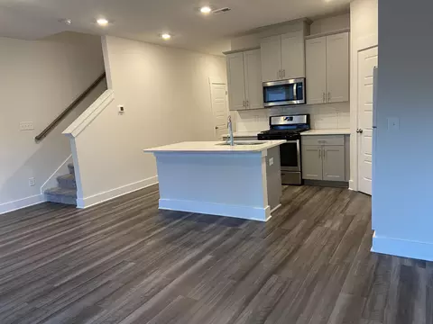 814 Thread Way, Greer, SC 29651 photo 4