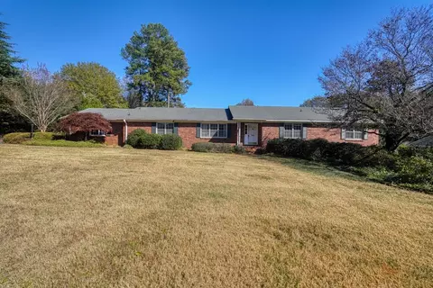 129 Fernbrook Cir, Spartanburg, SC 29307