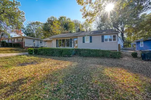 623 Greenhill Dr, Spartanburg, SC 29303