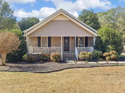 620 Burns Rd, Greer, SC 29651