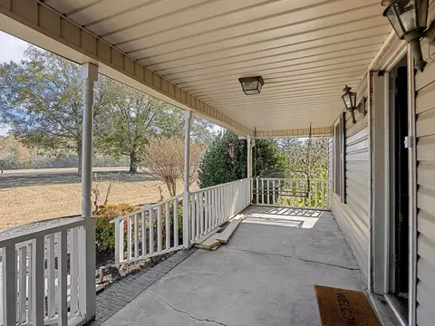 620 Burns Rd, Greer, SC 29651 photo 4