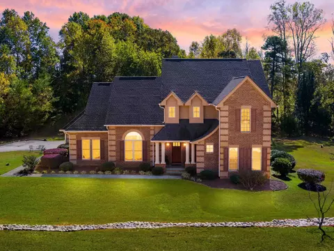 740 Smith Chapel Rd, Campobello, SC 29322
