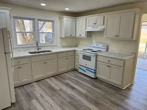 249 Gin Cir, Buffalo, SC 29321 photo 4