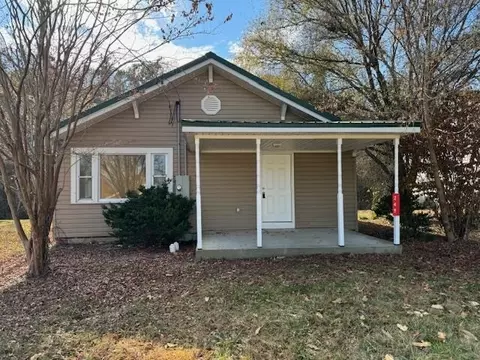 249 Gin Cir, Buffalo, SC 29321