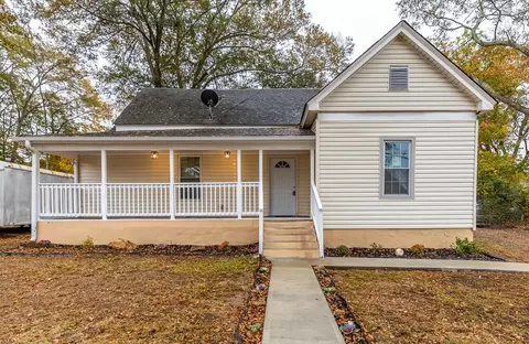30 Arkmain St, Spartanburg, SC 29306
