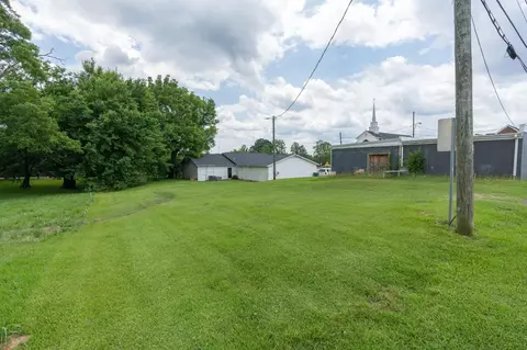 139 E Church St, Cowpens, SC 29330