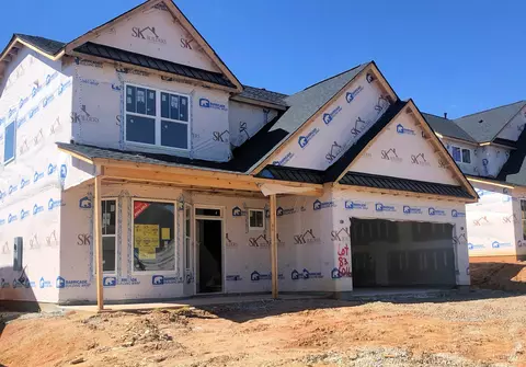 6016 Peregrine Ln, Greer, SC 29651