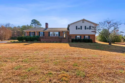 365 Scenic Ave, Campobello, SC 29322