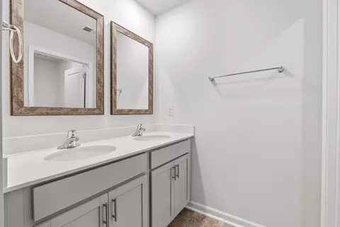 Bath - 3620 Shadow Pine Dr, Moore, SC 29369 photo 4 of 5