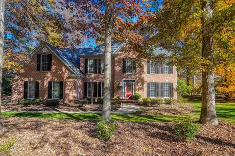439 S Oakley Ln, Spartanburg, SC 29301