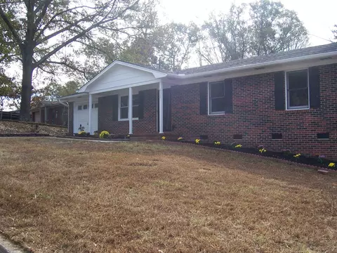 149 Maplewood Drive Dr, Gaffney, SC 29341