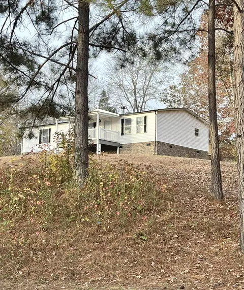 103 N Whisperwood Ct, Hodges, SC 29653