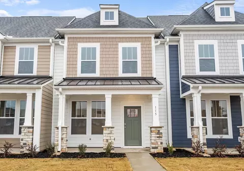 115 Dalmatian Dr, Spartanburg, SC 29307