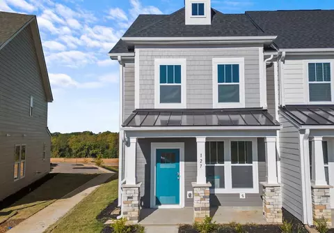 127 Dalmatian Dr, Spartanburg, SC 29307