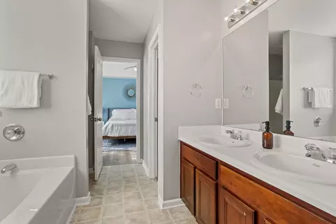 11 Derry Ln, Greer, SC 29650 photo 13