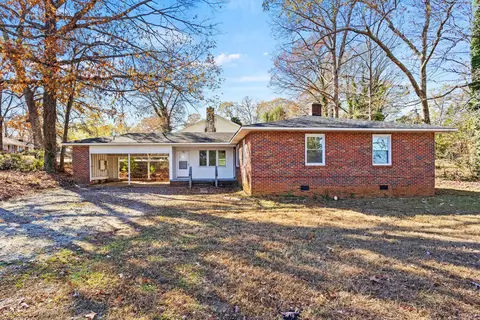 100 Overbrook Cir, Spartanburg, SC 29306