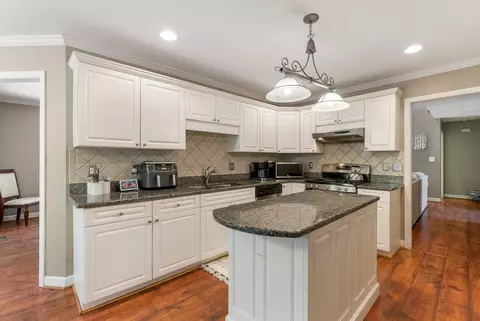 389 E Killarney Lk, Moore, SC 29369 photo 17
