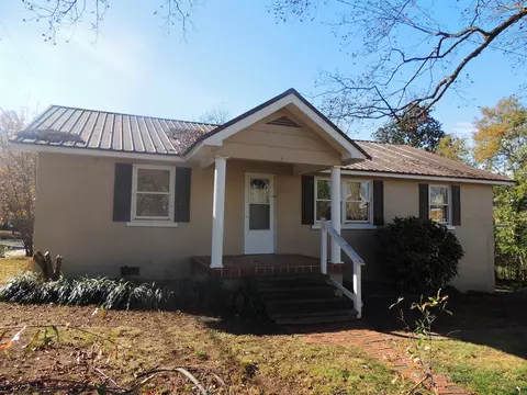 4 S Humphrey St, Inman, SC 29349
