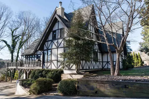 3 Yeamans Hall Ct, Spartanburg, SC 29306