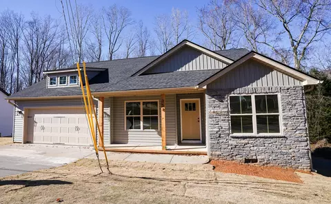 358 Zoar Heights Rd, Greer, SC 29651