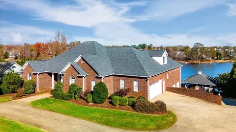 116 S Lake Emory Dr, Inman, SC 29349