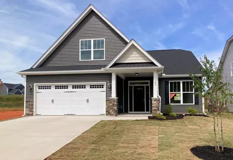 582 Woodcot Dr, Woodruff, SC 29388