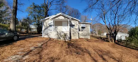 137 Arlington Ave, Gaffney, SC 29340
