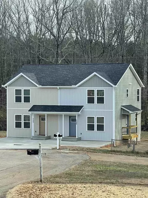 118 Perry Dr, Boiling Springs, SC 29316
