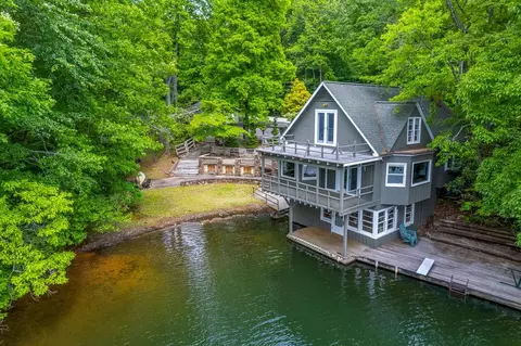 2000 W Lakeshore Dr, Landrum, SC 29356