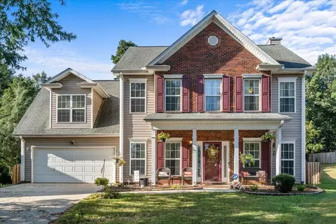 210 Groton Ct, Simpsonville, SC 29680