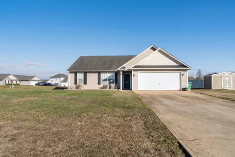 185 Oakbrook Ln, Gaffney, SC 29341
