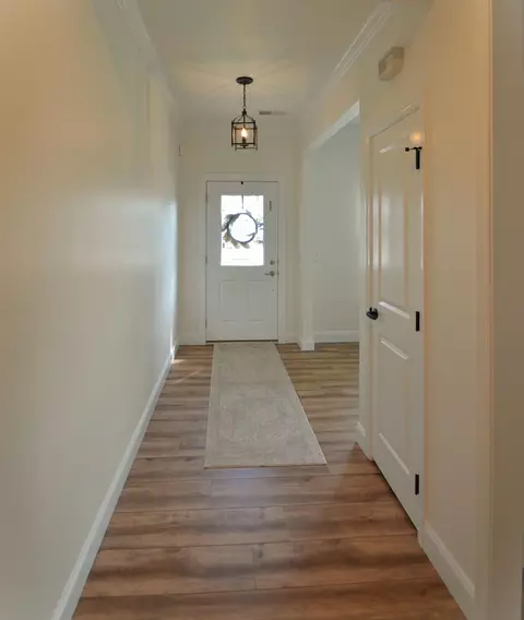 637 Windward Ln, Duncan, SC 29334 photo 2