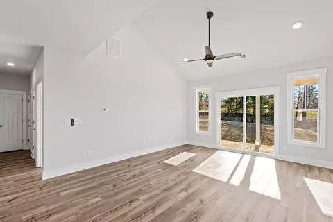 825 Pleasant Falls Dr, Moore, SC 29369 photo 12