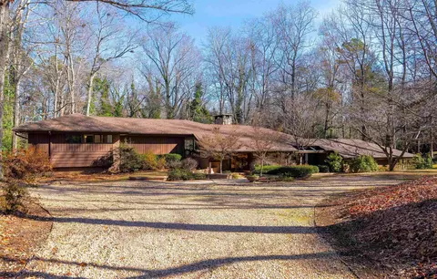 1303 Pinecrest Rd, Spartanburg, SC 29302