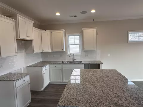 2006 Silverwalk Ct, Duncan, SC 29334 photo 4