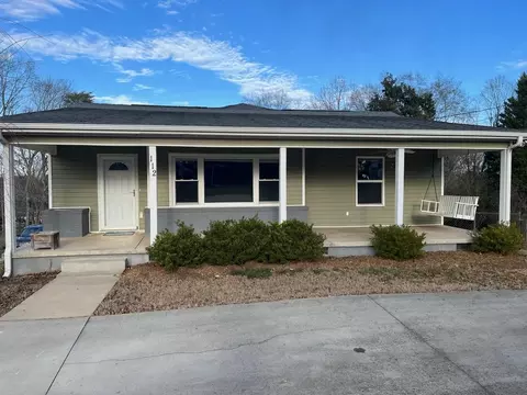 112 Hilltop Dr, Travelers Rest, SC 29690
