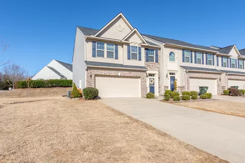 330 Bellerive Dr, Duncan, SC 29334 photo 3